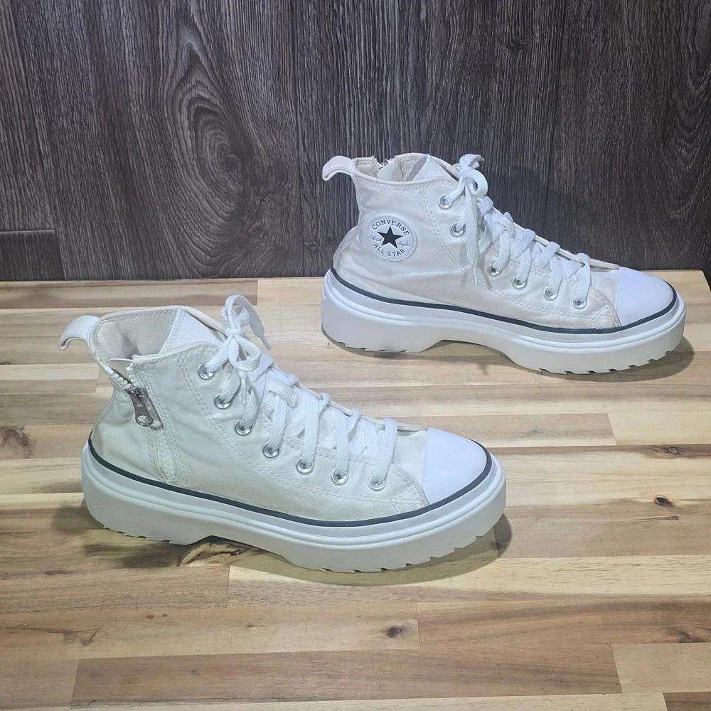 Converse Chuck Taylor‎ All Star Lugged Lift A03012C Kids 6 White Platform